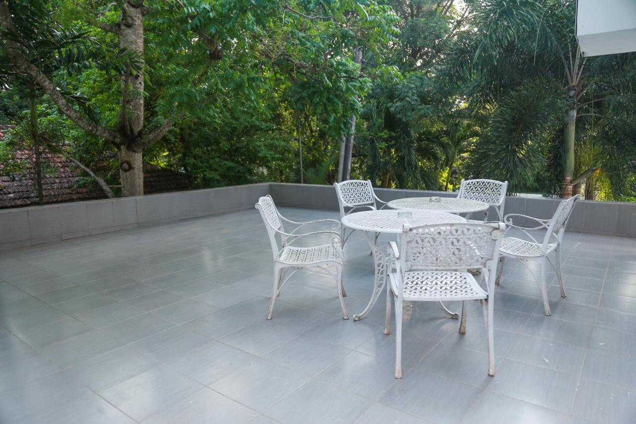 Milano Tourist Rest Hotell Anuradhapura Exteriör bild