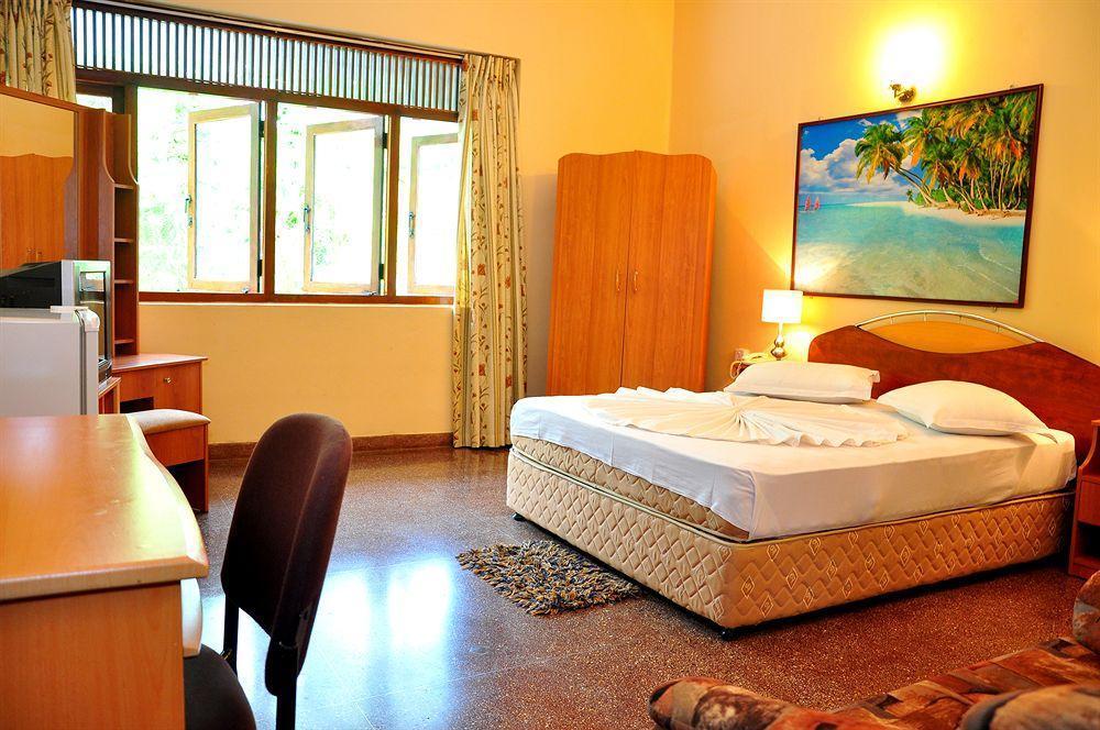 Milano Tourist Rest Hotell Anuradhapura Exteriör bild