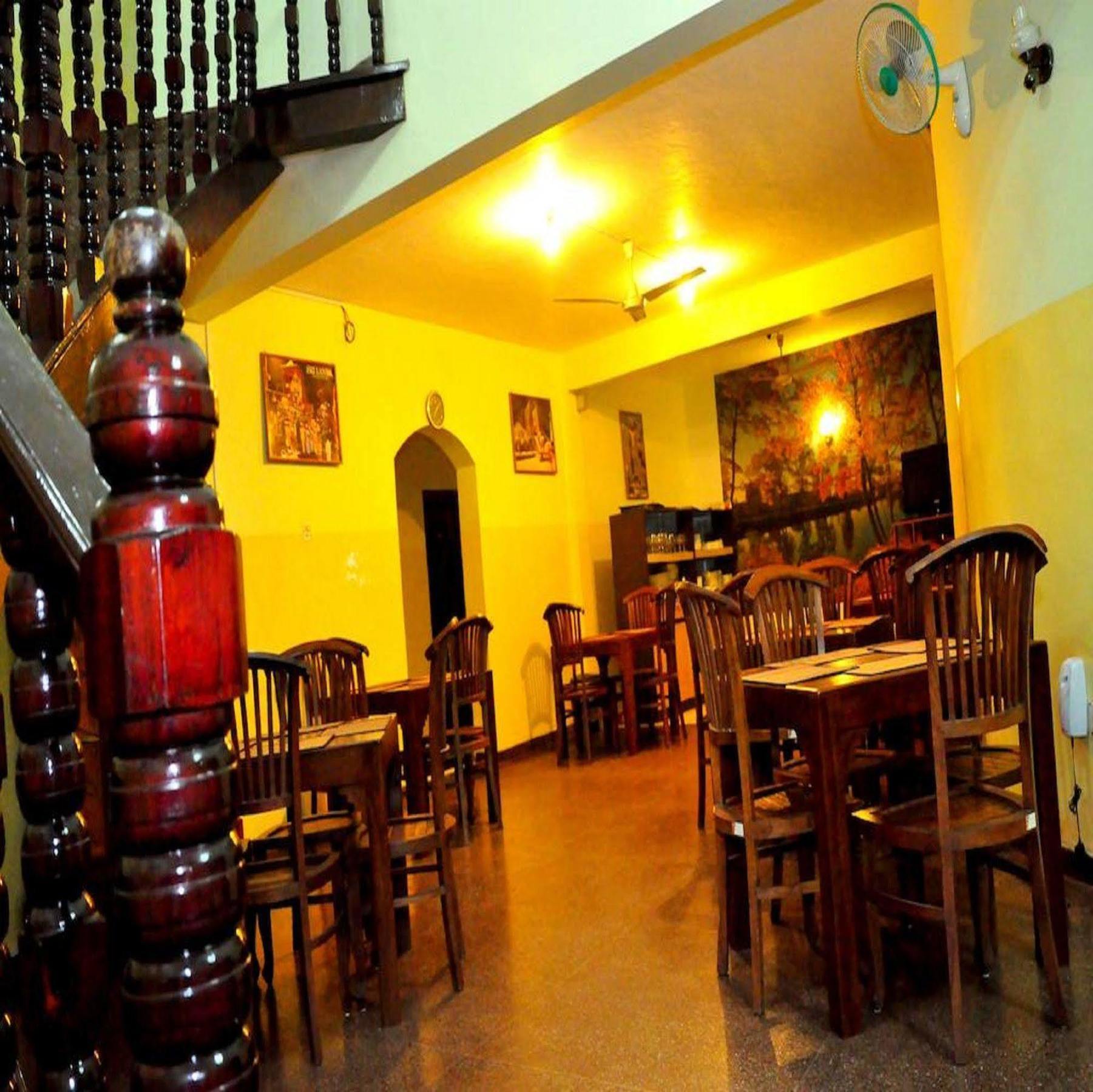 Milano Tourist Rest Hotell Anuradhapura Exteriör bild