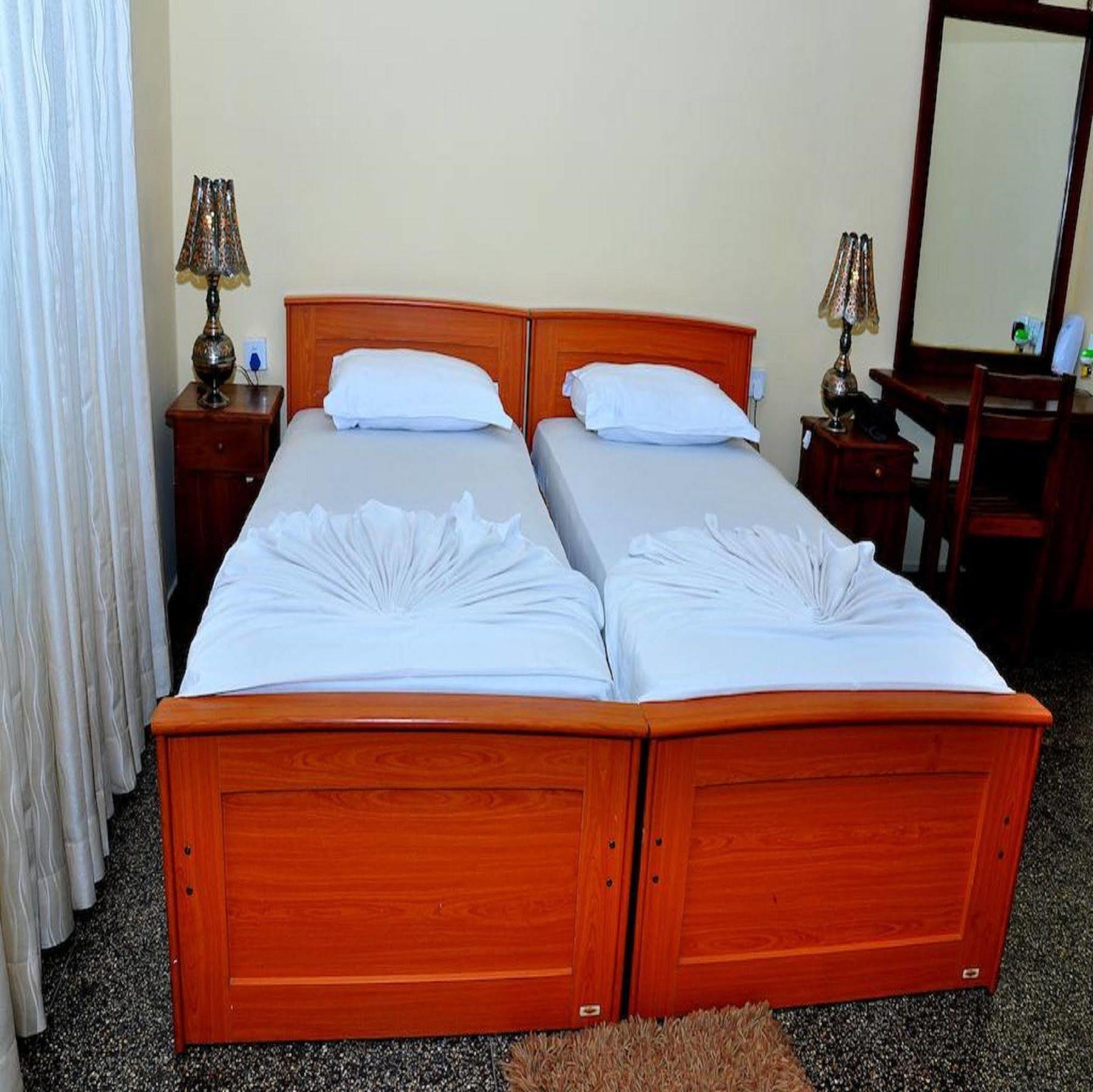 Milano Tourist Rest Hotell Anuradhapura Exteriör bild